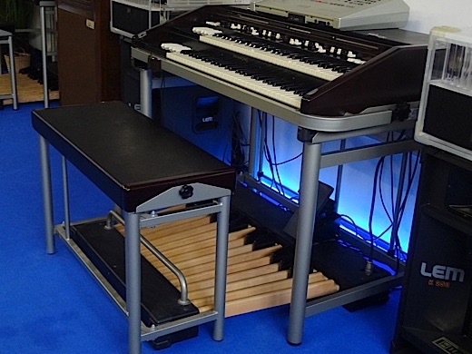 Hammond New B-3 portable